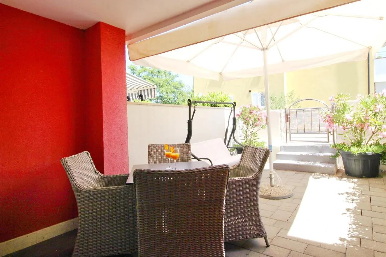 Villa Pino With Pool, Sauna & Jacuzzi Croatia