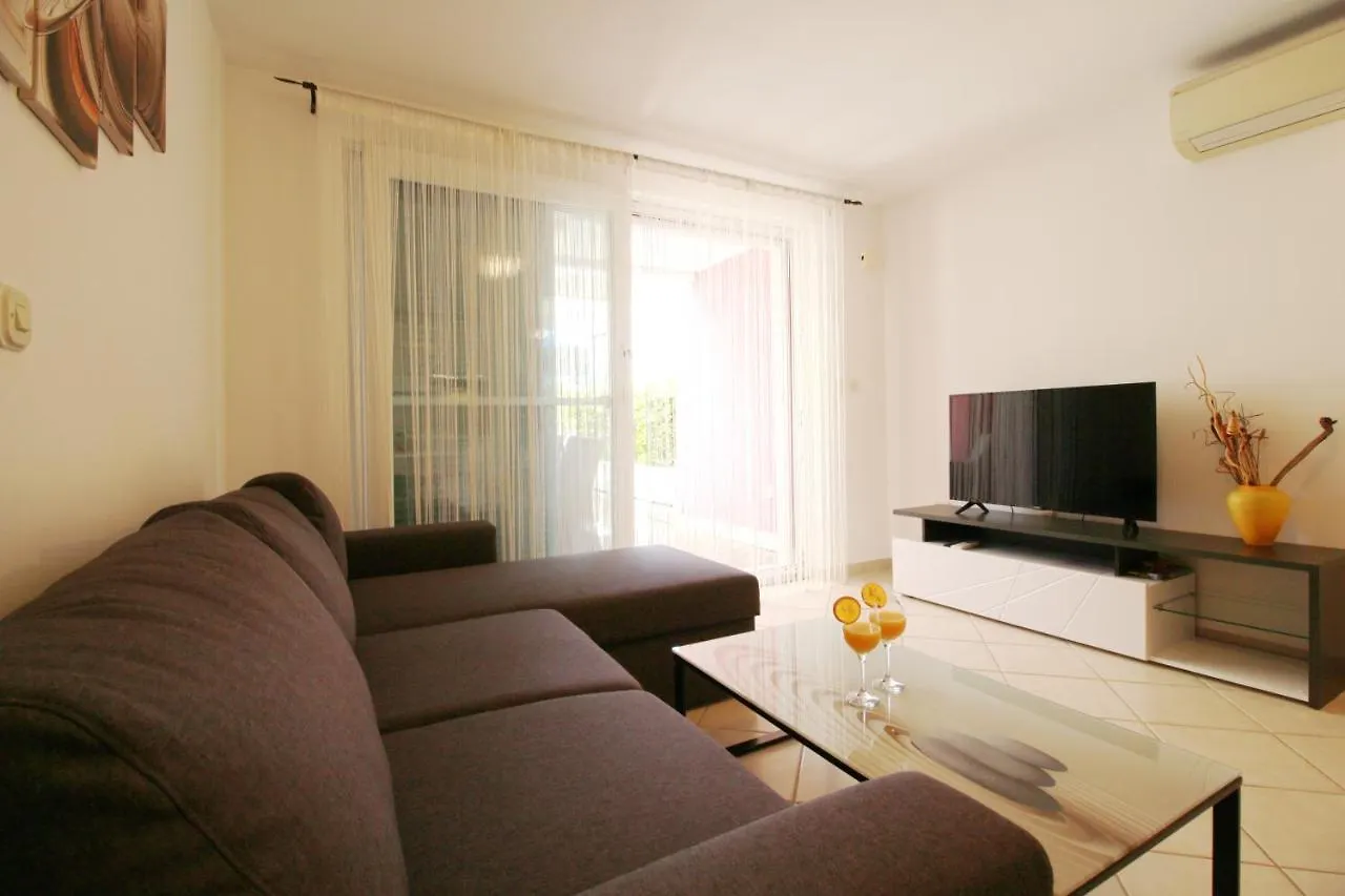 Villa Pino With Pool, Sauna & Jacuzzi Croatia
